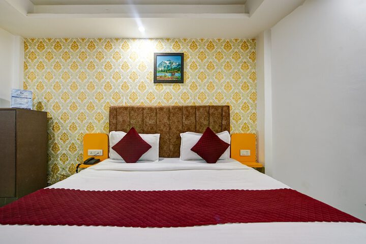 Room 6 of 21