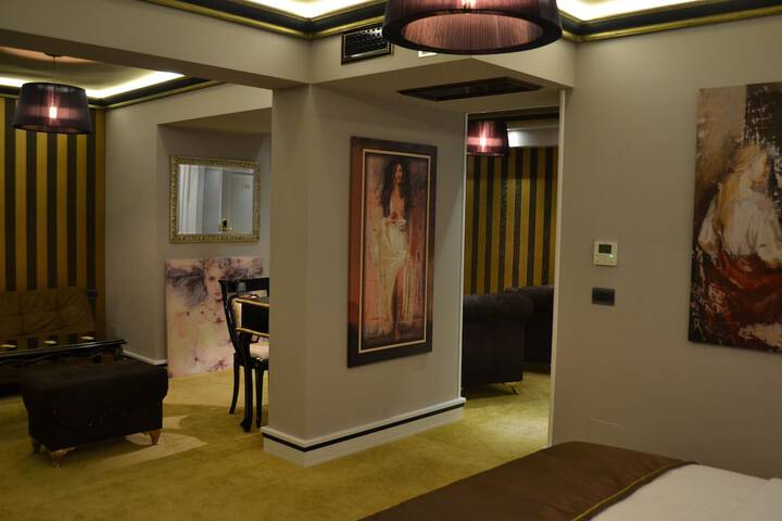 Room 17 of 59
