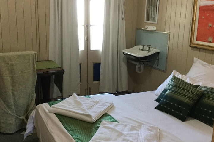 Room 3 of 5