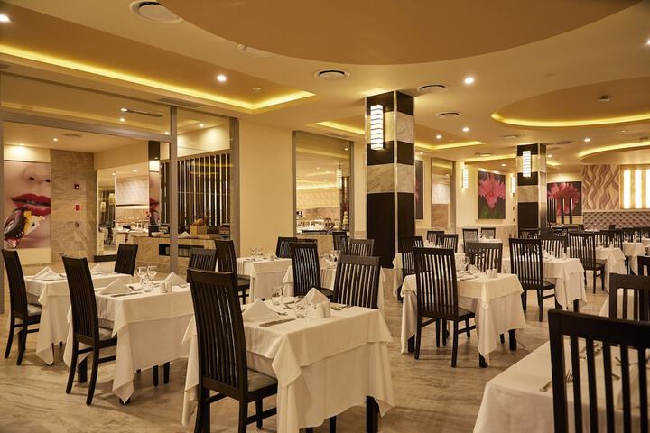 Dining 68 of 104