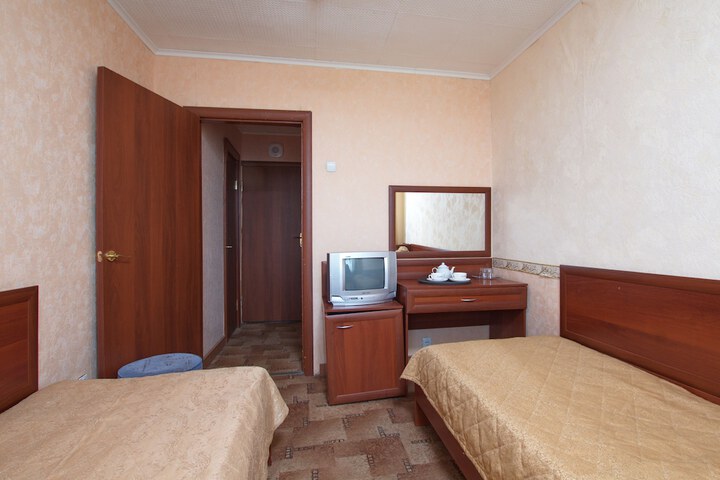 Room 13 of 71