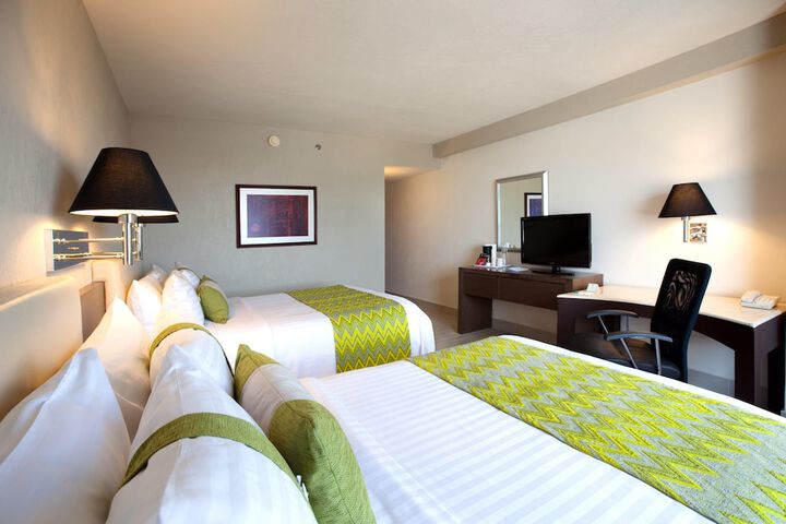 Room 10 of 72
