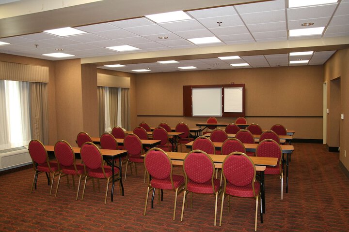 Business Center 65 of 69