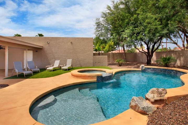 Pool 19 of 28