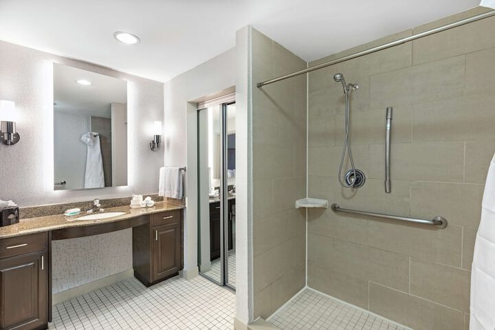 Bathroom shower