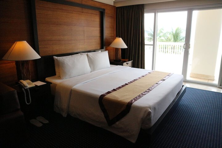 Room 8 of 67