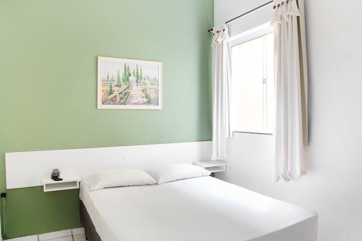Room 15 of 34