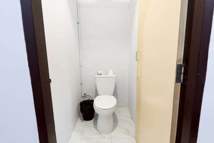 Room 12 of 21
