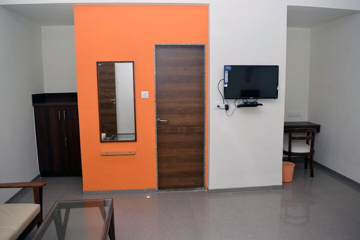 Room 19 of 36