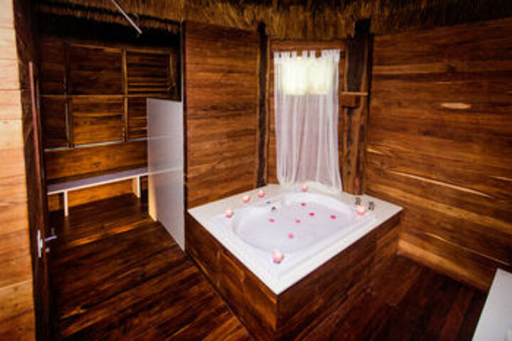 Hot Tub 24 of 30