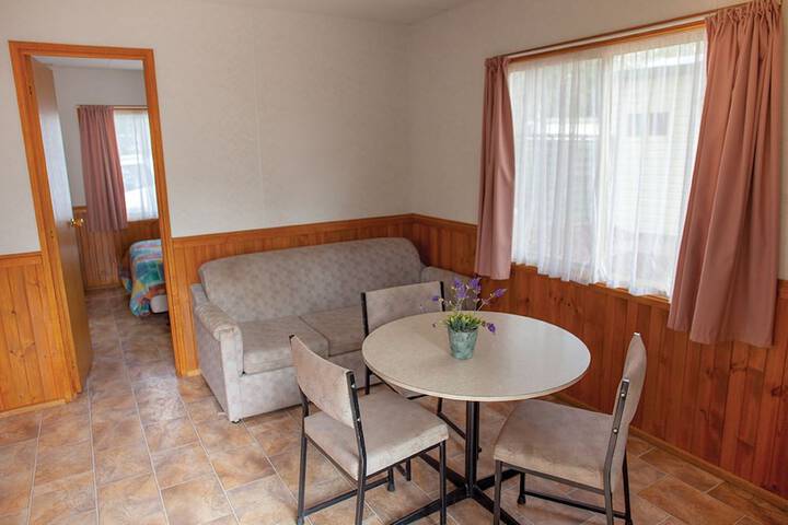 Room 14 of 48