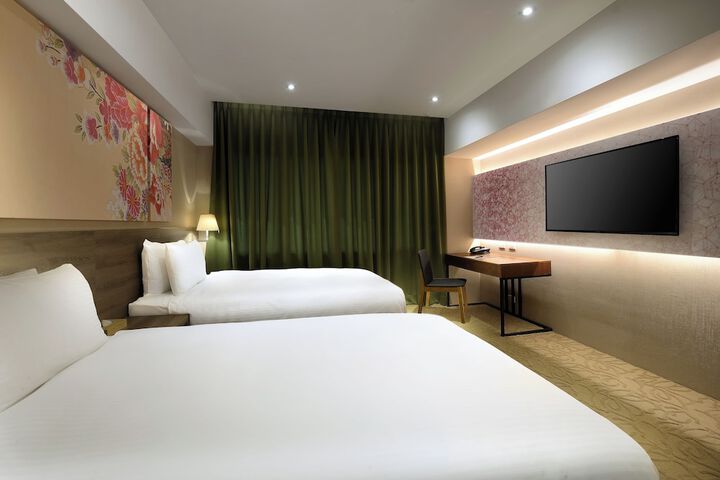 Room 14 of 53