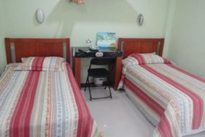 Room 8 of 24