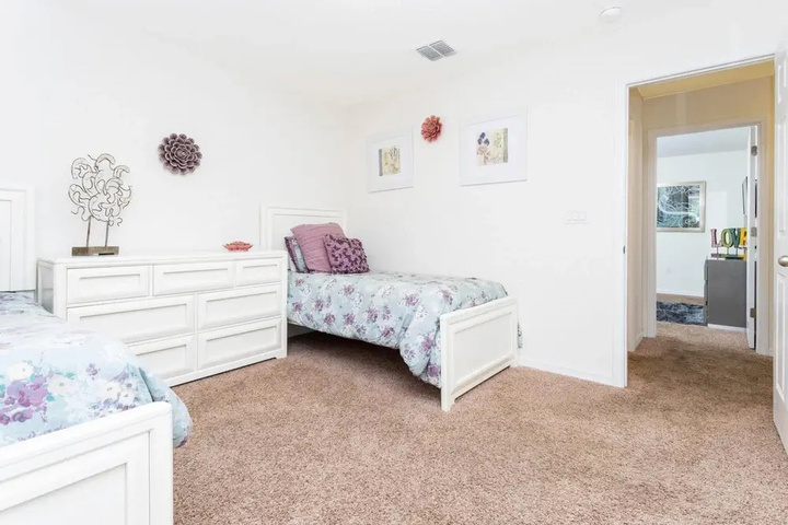 Room 3 of 29