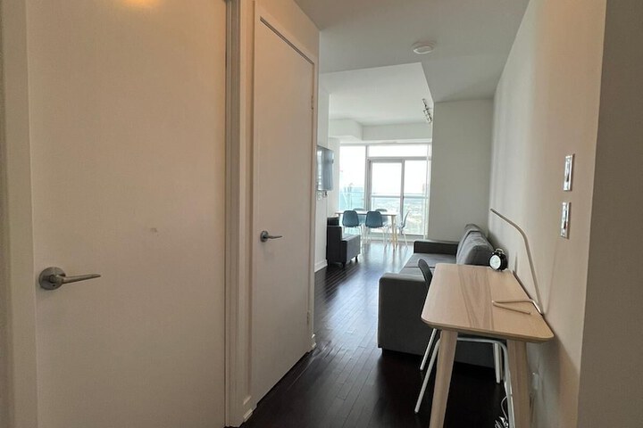 Room 58 of 90