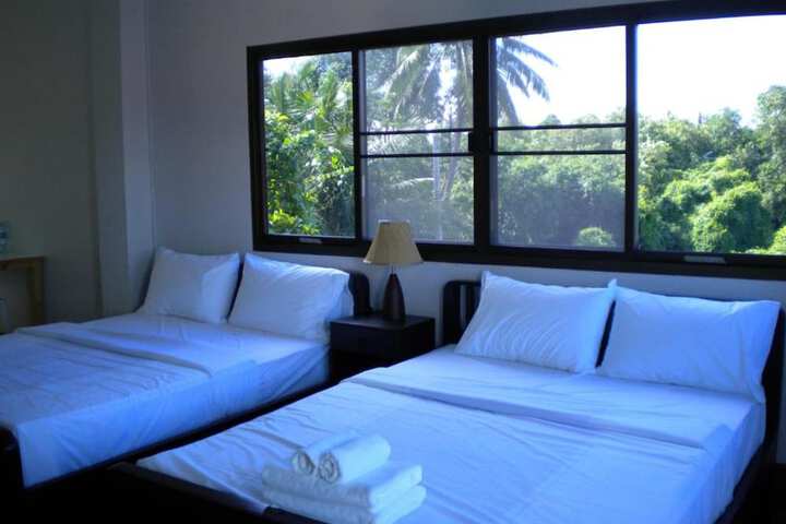 Room 6 of 20