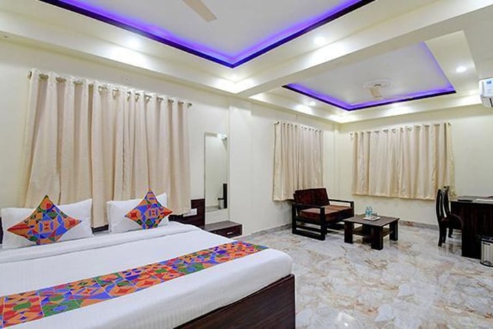 Room 16 of 39