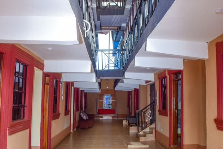 Ballroom/Hall 12 of 20