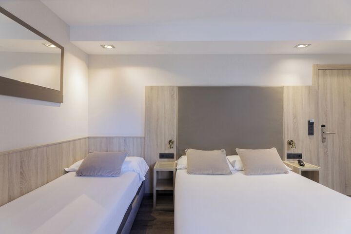 Room 21 of 59