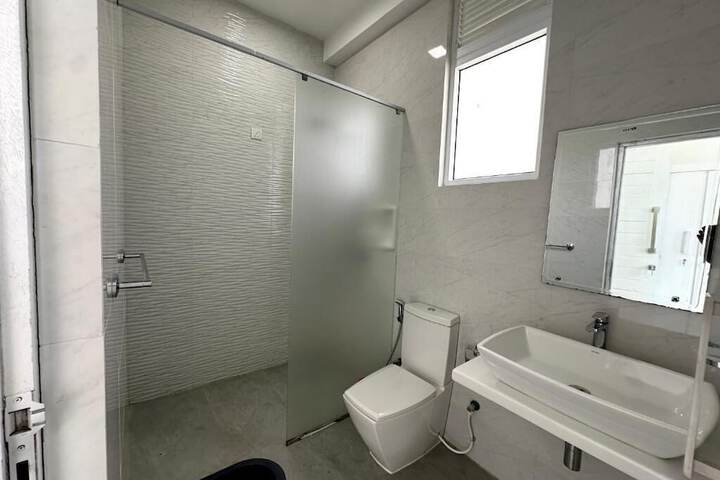 Room 16 of 27