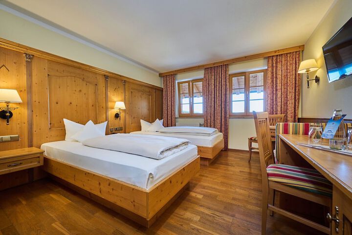 Room 7 of 31