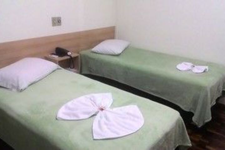 Room 18 of 27