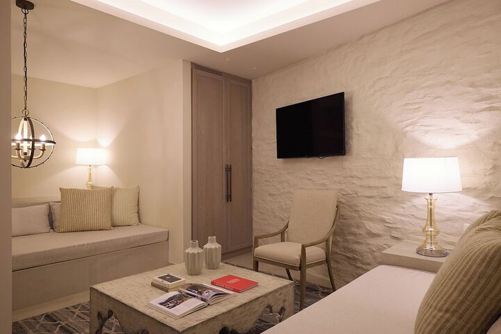 Room 45 of 115