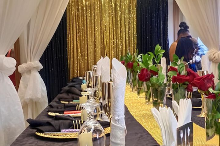 Ballroom/Hall 41 of 52