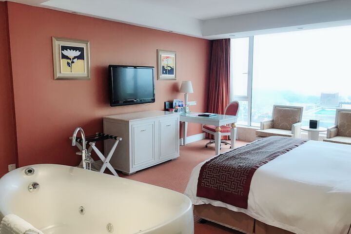 Room 12 of 78