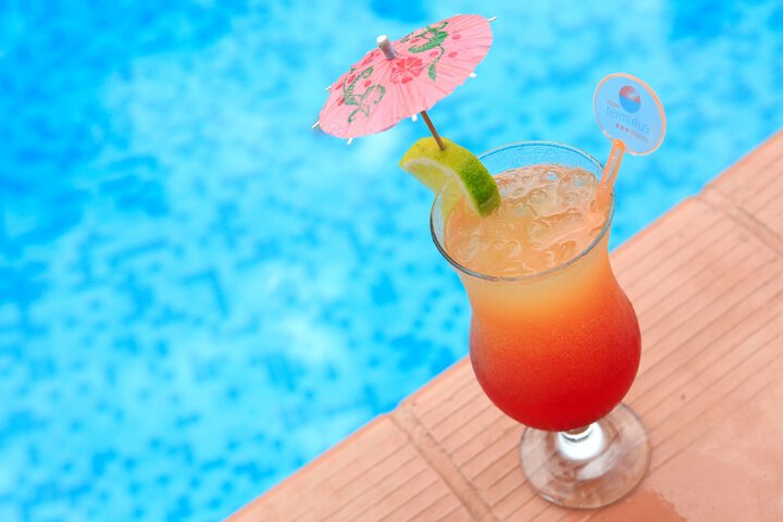 Pools & Facilities