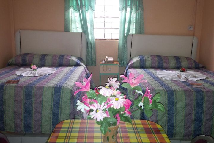 Room 11 of 43