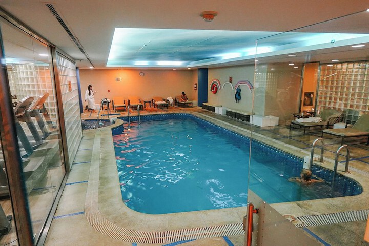 Pool 51 of 69