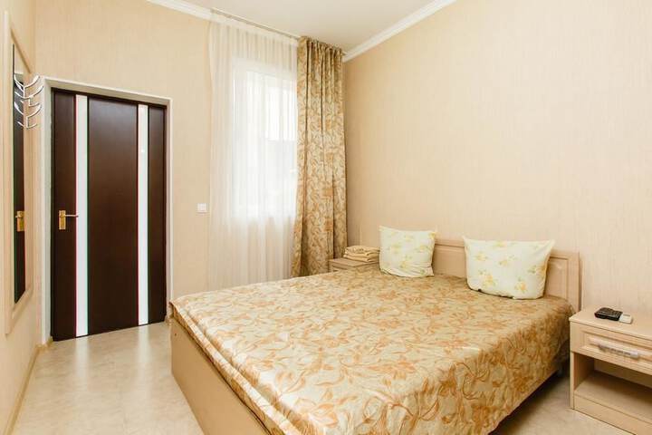 Room 3 of 17