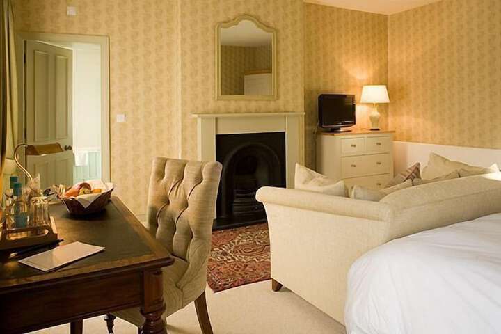 Room 20 of 40