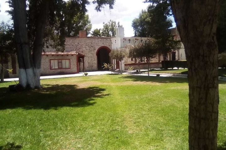Hotel Exterior 16 of 19