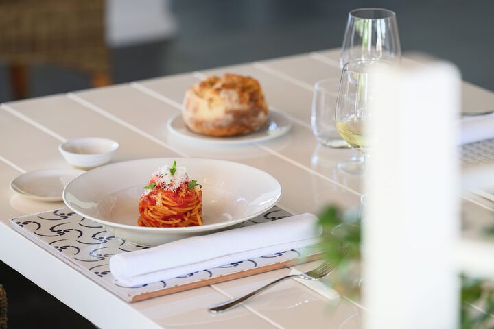 Dining 52 of 67