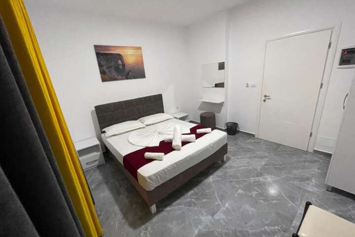 Room 3 of 30