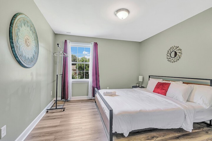 Room 4 of 22
