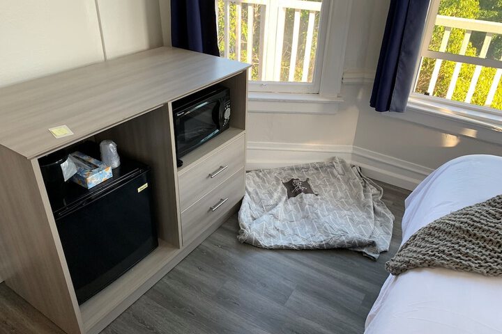 Room 33 of 55