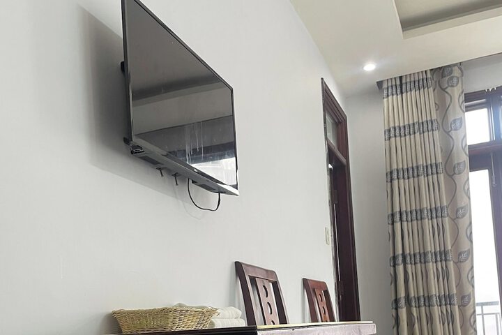 Room 3 of 21