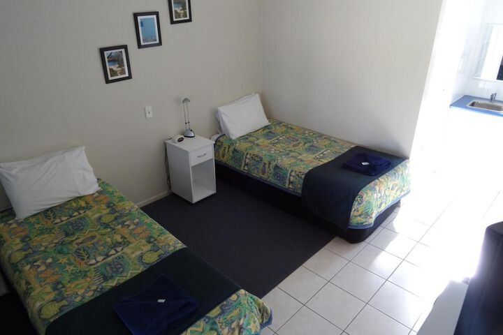 Room 11 of 24