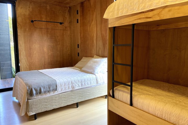 Room 13 of 22