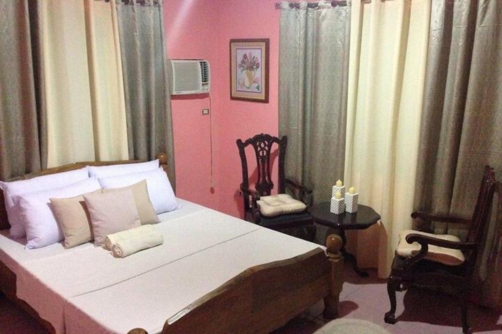 Room 12 of 39