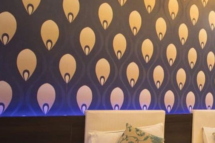 Room 16 of 25
