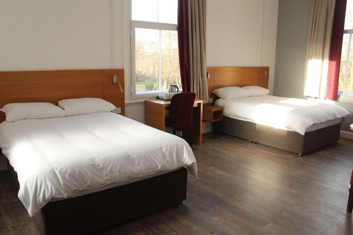 Room 9 of 78