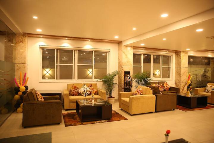 Hotel Interior 10 of 32