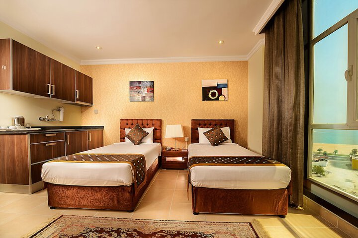 Room 13 of 46