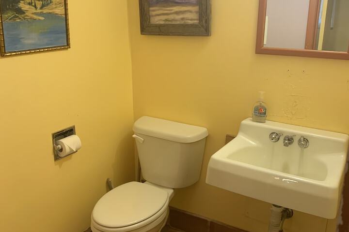 Room 63 of 78
