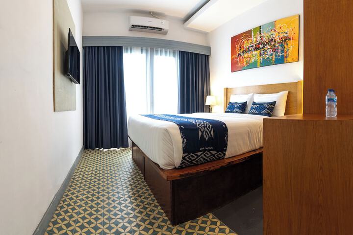 Room 5 of 30