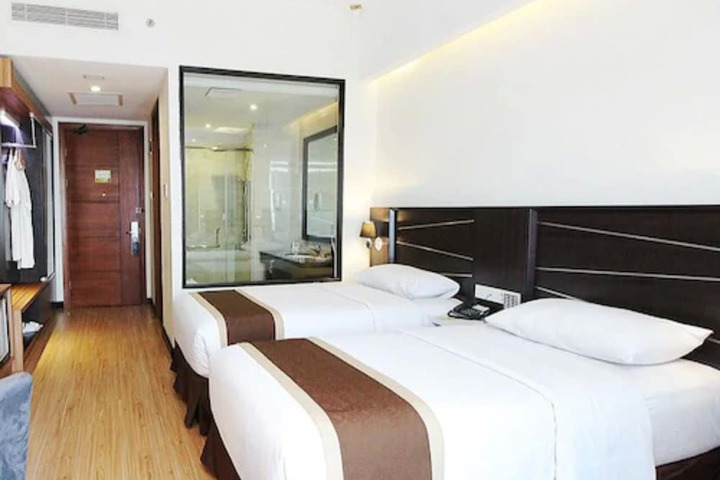 Room 29 of 72